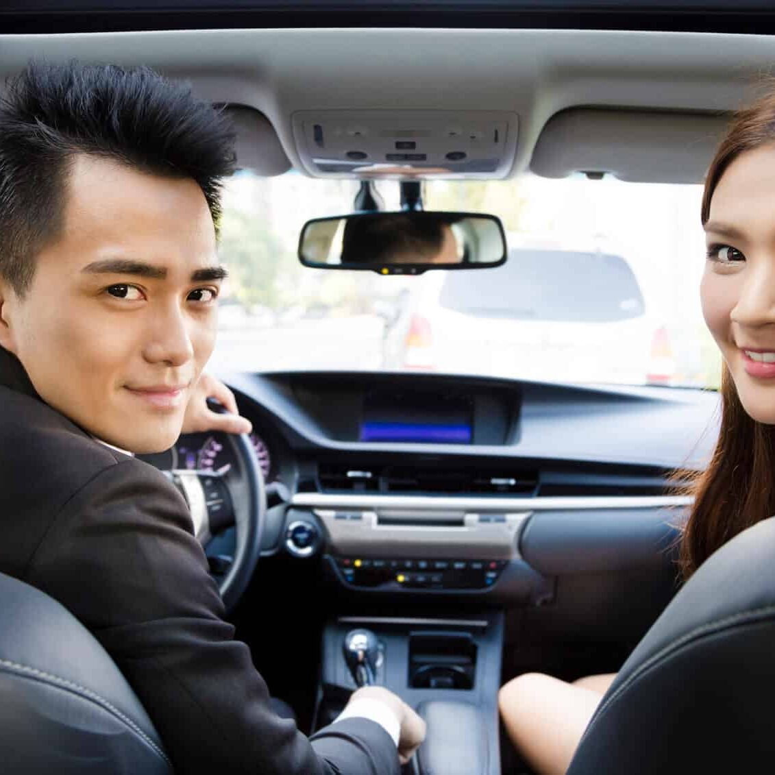 Couple in car | Team Building with Taste | teambuildingwithtaste.com